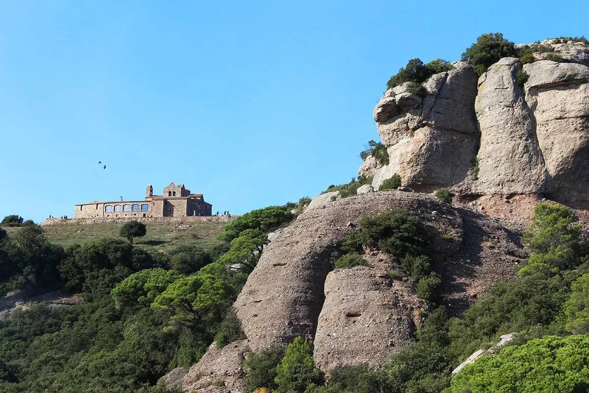 Trekking La Mola + Champions Clinic Pickleball Adventure