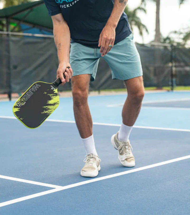 Footwork en Pickleball: los 5 patrones de movimiento que separan a amateurs de profesionales