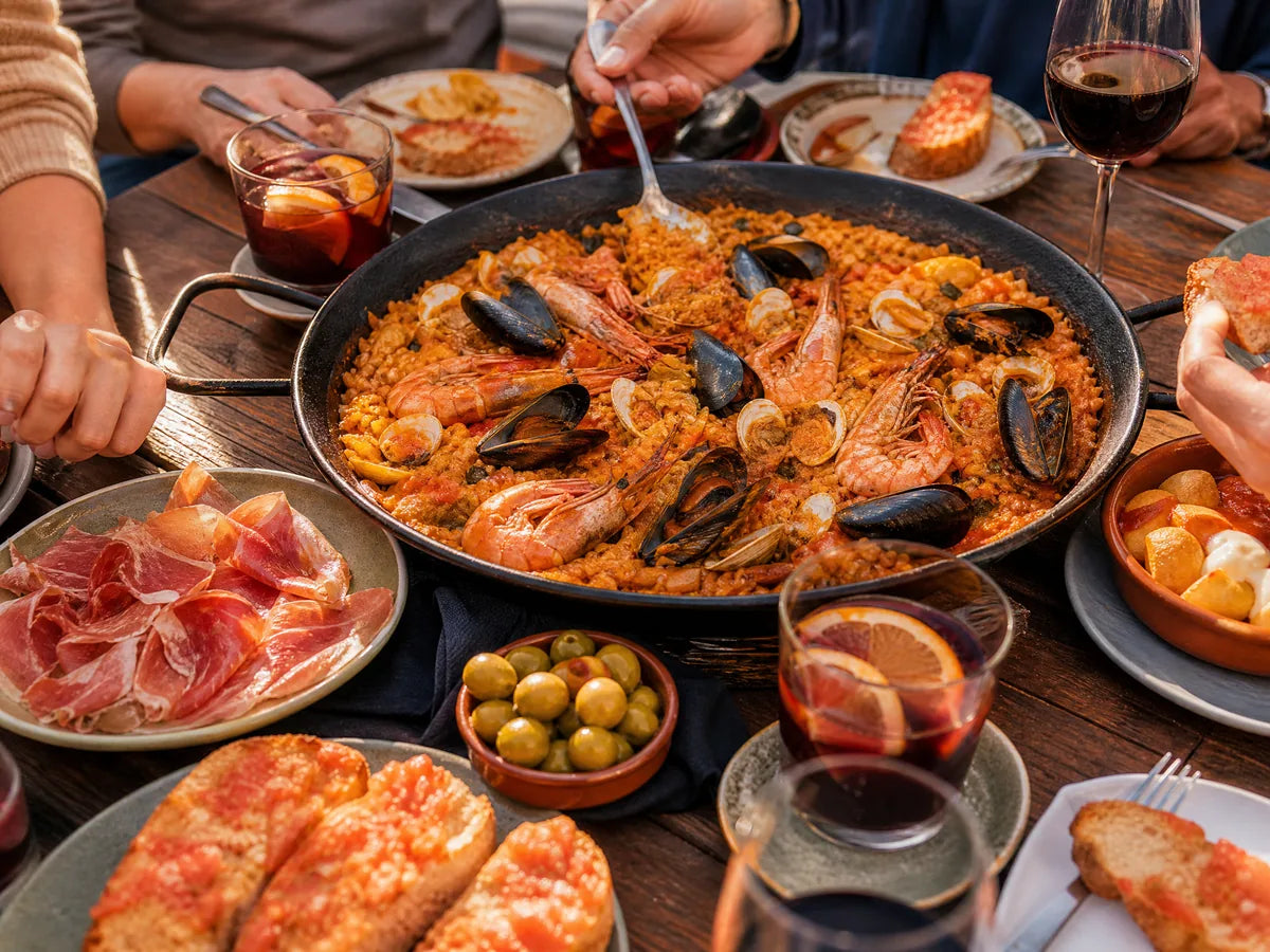 Authentic Catalan food: seafood paella, tapas and sangria in Barcelona